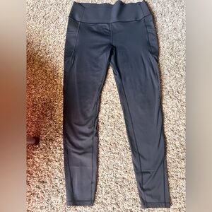 GAP Black GapFit High Rise XL Leggings in Sculpt
Revolution